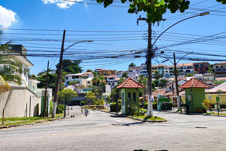 Casa de condomínio à venda com 259m², 4 quartos e 1 vagaFachada