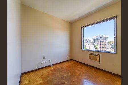 Apartamento para alugar com 107m², 3 quartos e 1 vaga Apartamento para alugar com 107m², 3 quartos e 1 vagaQuarto 3