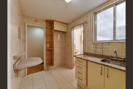 Apartamento para alugar com 107m², 3 quartos e 1 vaga Apartamento para alugar com 107m², 3 quartos e 1 vagaCozinha