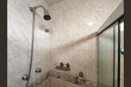 Apartamento para alugar com 107m², 3 quartos e 1 vaga Apartamento para alugar com 107m², 3 quartos e 1 vagaBanheiro Corredor