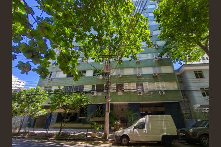 Apartamento para alugar com 107m², 3 quartos e 1 vaga Apartamento para alugar com 107m², 3 quartos e 1 vagaFachada e portaria