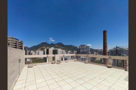 Apartamento para alugar com 107m², 3 quartos e 1 vaga Apartamento para alugar com 107m², 3 quartos e 1 vagaTerraço