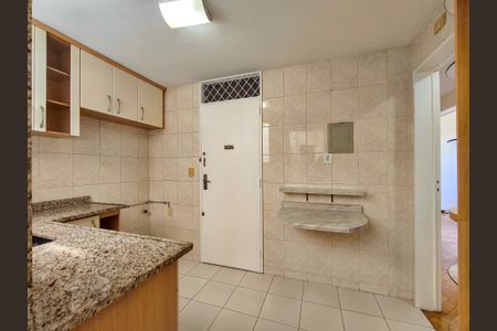 Apartamento para alugar com 107m², 3 quartos e 1 vaga Apartamento para alugar com 107m², 3 quartos e 1 vagaCozinha