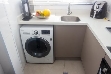 Apartamento para alugar com 71m², 3 quartos e 1 vagaCozinha e Área de Serviço