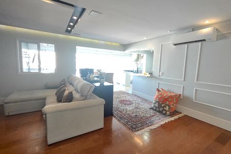 Apartamento à venda com 150m², 3 quartos e 3 vagas Apartamento à venda com 150m², 3 quartos e 3 vagasSala