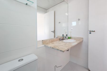 Apartamento para alugar com 110m², 3 quartos e 2 vagas Apartamento para alugar com 110m², 3 quartos e 2 vagasBanheiro da suíte 2