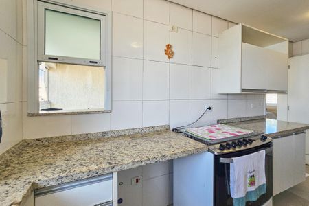 Apartamento para alugar com 110m², 3 quartos e 2 vagas Apartamento para alugar com 110m², 3 quartos e 2 vagasCozinha
