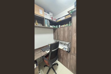 Apartamento à venda com 125m², 3 quartos e 2 vagasEscritório