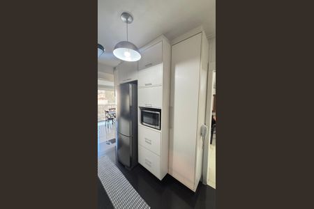 Apartamento à venda com 125m², 3 quartos e 2 vagasCozinha