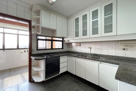 Apartamento à venda com 143m², 3 quartos e 2 vagasCozinha