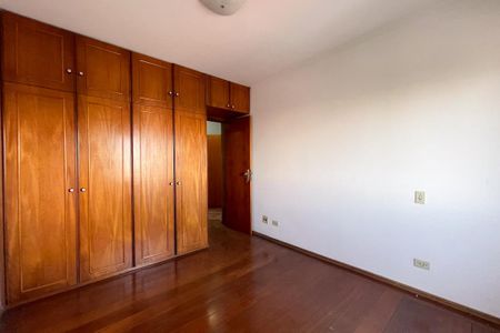Apartamento à venda com 143m², 3 quartos e 2 vagasQuarto 2