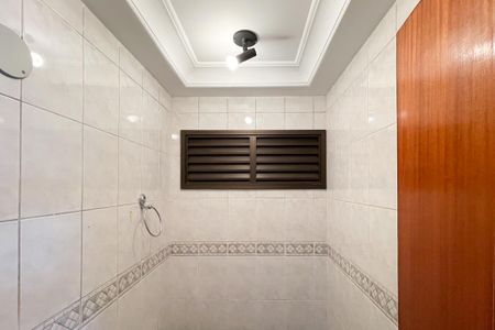 Apartamento à venda com 143m², 3 quartos e 2 vagasLavabo