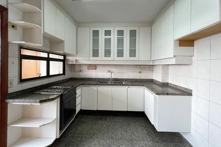 Apartamento à venda com 143m², 3 quartos e 2 vagasCozinha