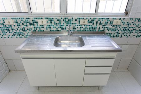 Casa para alugar com 90m², 2 quartos e 2 vagasCozinha