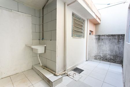 Casa para alugar com 90m², 2 quartos e 2 vagasQuintal