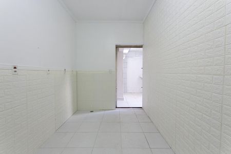 Casa para alugar com 90m², 2 quartos e 2 vagasSala