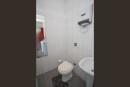 Casa à venda com 271m², 3 quartos e 6 vagasBanheiro de Serviço