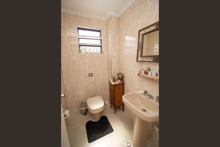 Casa à venda com 271m², 3 quartos e 6 vagasLavabo