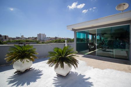 Casa à venda com 271m², 3 quartos e 6 vagasTerraço