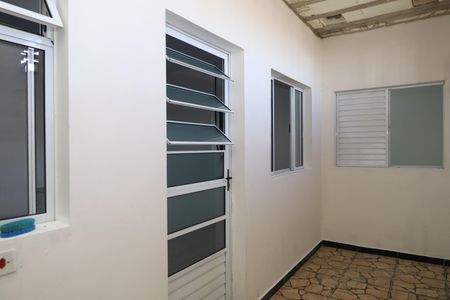Casa de condomínio para alugar com 40m², 1 quarto e sem vagaÁrea de Serviço