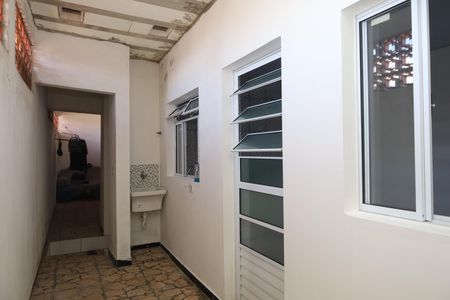 Casa de condomínio para alugar com 40m², 1 quarto e sem vagaÁrea de Serviço