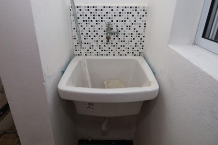 Casa de condomínio para alugar com 40m², 1 quarto e sem vagaÁrea de Serviço