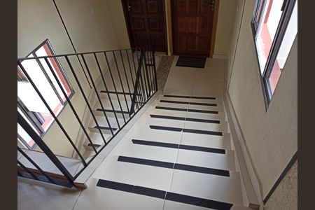 Apartamento à venda com 48m², 2 quartos e 1 vagaEscada Externa