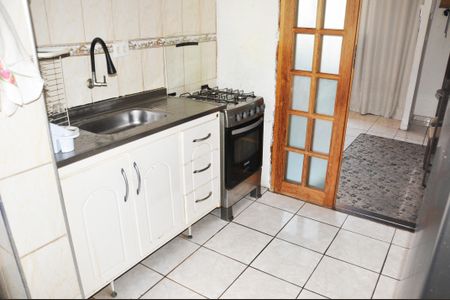 Apartamento à venda com 48m², 2 quartos e 1 vagaCozinha e Área de Serviço