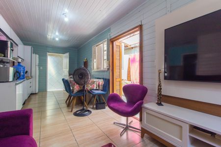 Casa para alugar com 56m², 2 quartos e 1 vagaSala