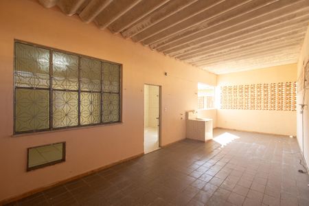 Apartamento para alugar com 70m², 2 quartos e 1 vagaÁrea de Serviço