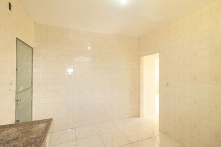 Apartamento para alugar com 70m², 2 quartos e 1 vaga Apartamento para alugar com 70m², 2 quartos e 1 vagaCozinha