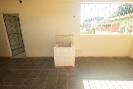 Apartamento para alugar com 70m², 2 quartos e 1 vaga Apartamento para alugar com 70m², 2 quartos e 1 vagaÁrea de Serviço