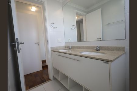 Apartamento à venda com 75m², 2 quartos e 1 vagaBanheiro da Suíte