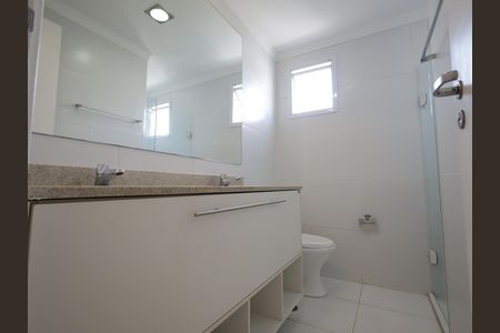 Apartamento à venda com 75m², 2 quartos e 1 vagaBanheiro da Suíte