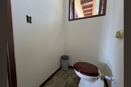 Casa de condomínio para alugar com 600m², 4 quartos e 8 vagasLavabo