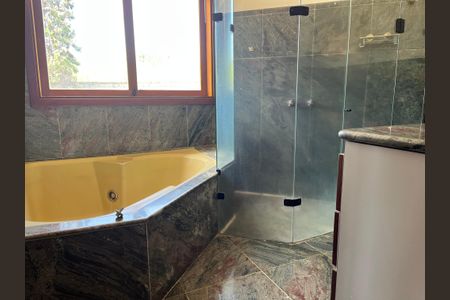 Casa de condomínio para alugar com 600m², 4 quartos e 8 vagasQuarto 4 Banheiro