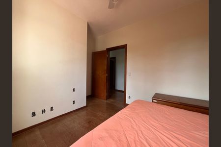 Casa de condomínio para alugar com 600m², 4 quartos e 8 vagasQuarto 1 