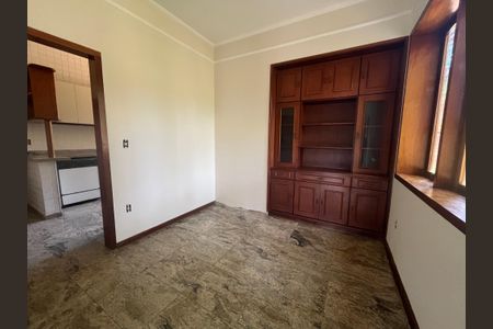 Casa de condomínio para alugar com 600m², 4 quartos e 8 vagasSala 2