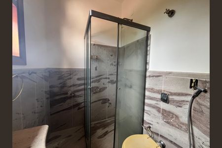 Casa de condomínio para alugar com 600m², 4 quartos e 8 vagasQuarto 1 Banheiro