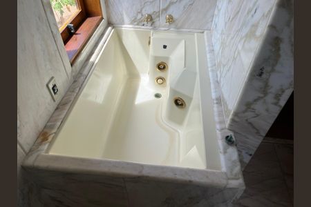 Casa de condomínio para alugar com 600m², 4 quartos e 8 vagasQuarto 3 Banheiro