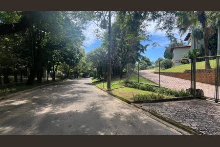 Casa de condomínio para alugar com 600m², 4 quartos e 8 vagasQuintal