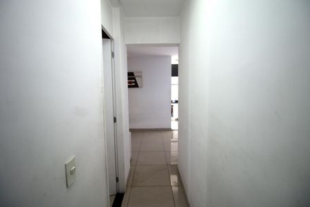 Apartamento para alugar com 56m², 2 quartos e 1 vagaSala - Corredor