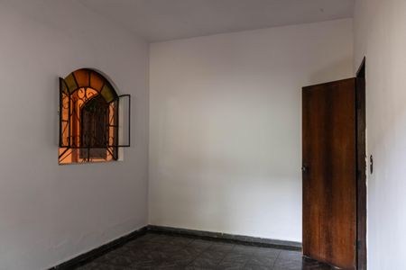 Casa à venda com 240m², 4 quartos e 1 vagaCasa 1 - Sala