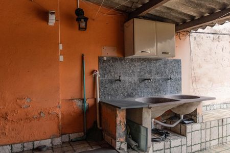 Casa à venda com 240m², 4 quartos e 1 vagaÁrea de Serviço