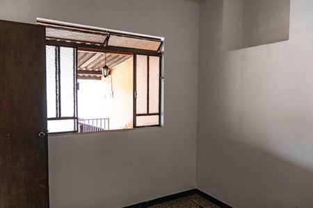 Casa à venda com 240m², 4 quartos e 1 vagaCasa 2 - Quarto