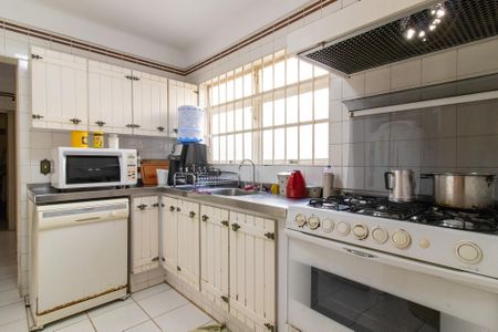 Casa à venda com 380m², 5 quartos e 4 vagasCozinha