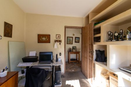 Casa à venda com 380m², 5 quartos e 4 vagasQuarto 1