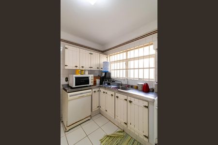 Casa à venda com 380m², 5 quartos e 4 vagasCozinha