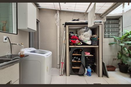 Apartamento à venda com 84m², 3 quartos e sem vagaÁrea de Serviço