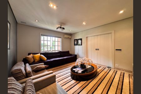 Apartamento para alugar com 492m², 6 quartos e 4 vagasSala de TV